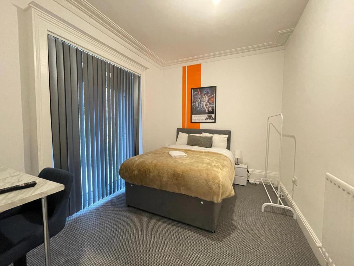 St Peter'S Shared House Hotell Birmingham Exteriör bild