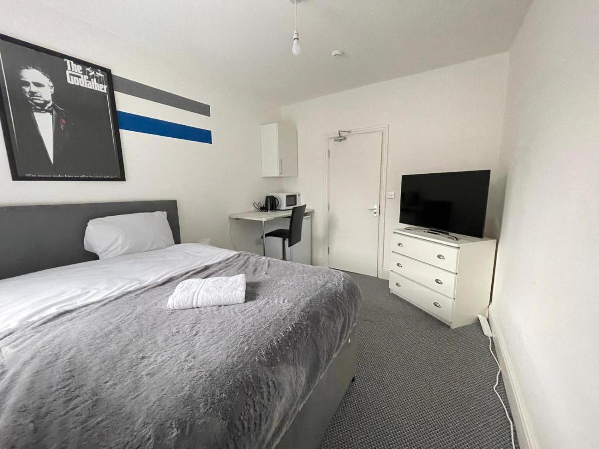 St Peter'S Shared House Hotell Birmingham Exteriör bild